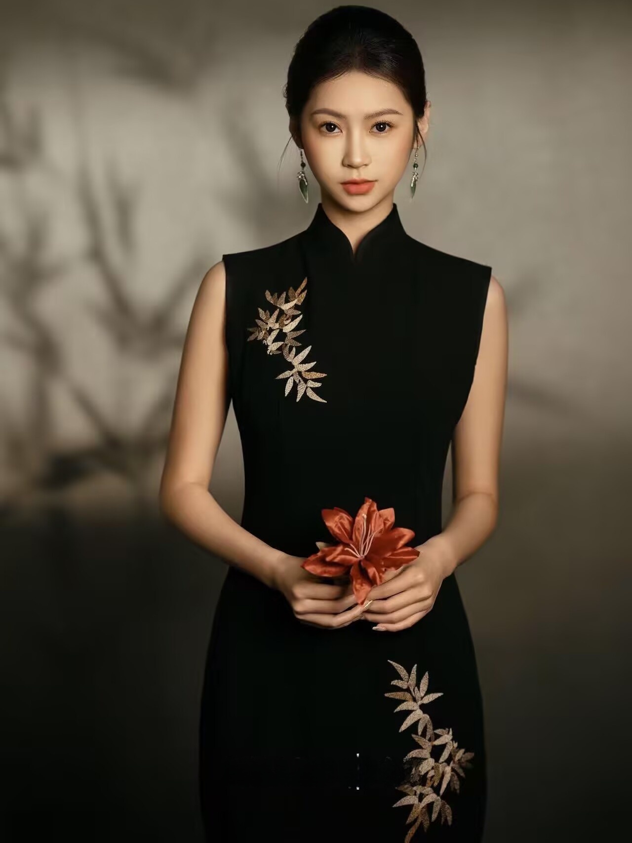 สตูดิโอถ่ายภาพบุคคลสีดำ สไตล์จ - Portrait Photography With Lighting บทวิจารณ์และราคา